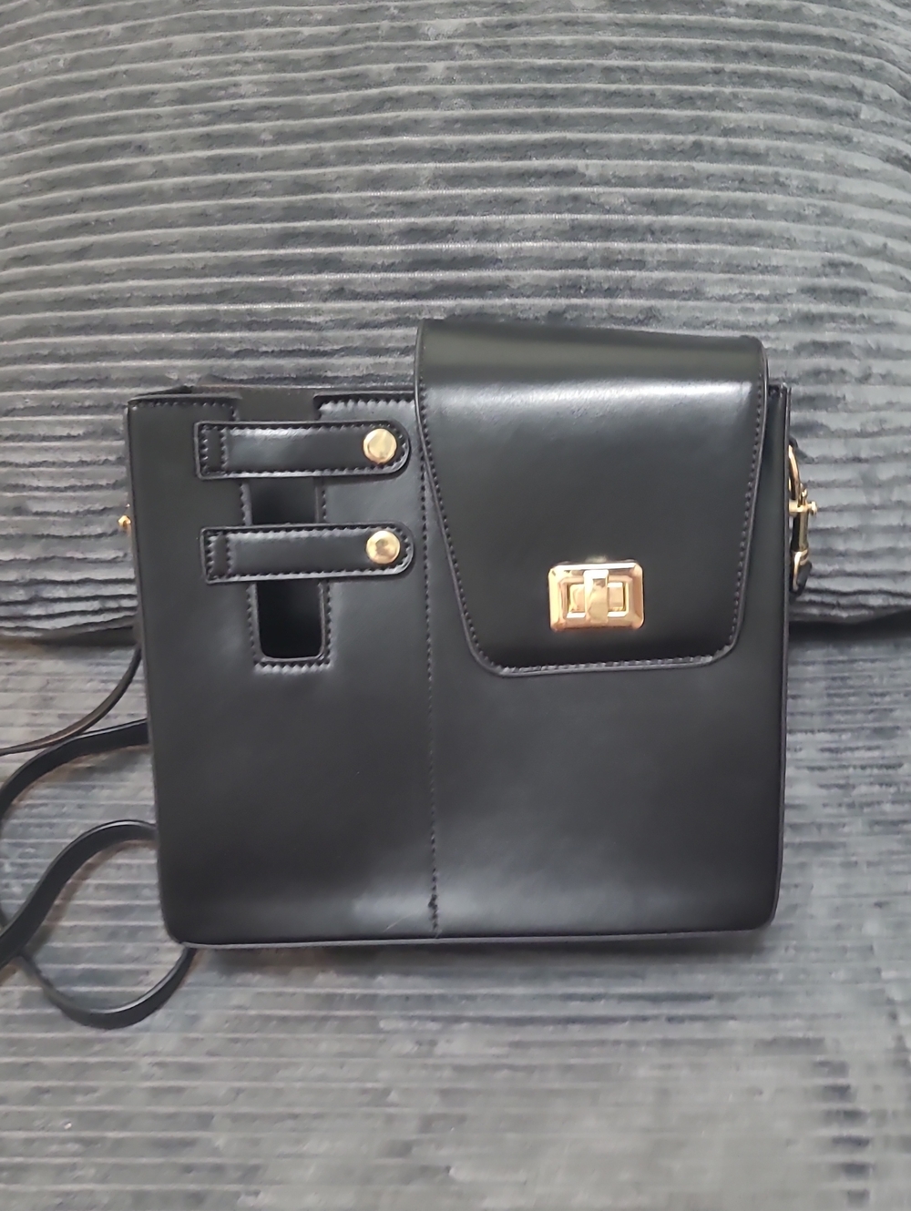 Stanley Holder/Women's Black Crossbody Bag with Gold Hardware